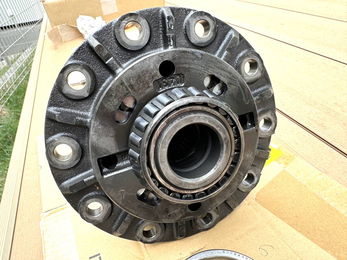 実動外し】トヨタ 86 後期 純正 トルセン デフ 8インチ ZN6 BRZ 実動外し】トヨタ 86 後期 純正 トルセン デフ 8インチ ZN6 BRZ