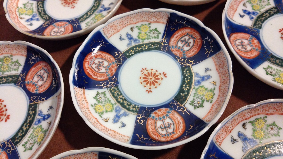 古伊万里 伊万里 色絵 菓子皿 豆皿 蔵出し 華の図 7客 Yahoo!オークション - 古伊万里 伊万里色絵 豆皿 菓子皿 蔵出し 7客