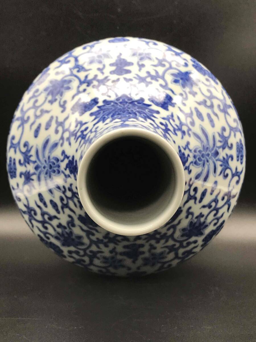 1513 中国大清乾隆年製銘青花瓶 官窯唐物 古美術品 染付 Yahoo!オークション - 中国骨董 清乾隆時代 大清乾隆年製 在銘