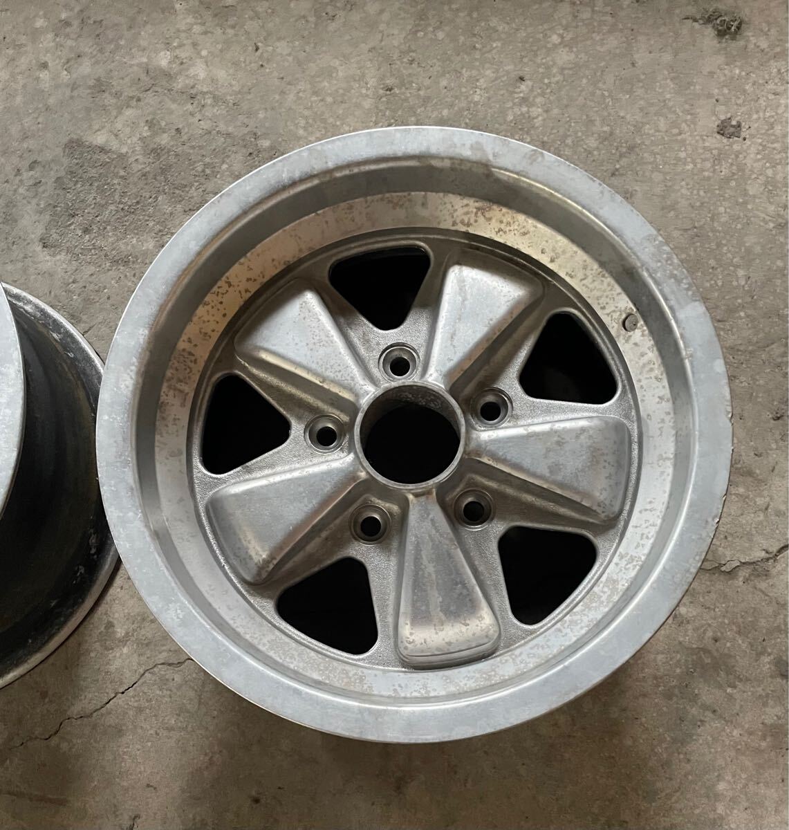 Yahoo!オークション - ポルシェ アロイ フックス 2本 7J 15