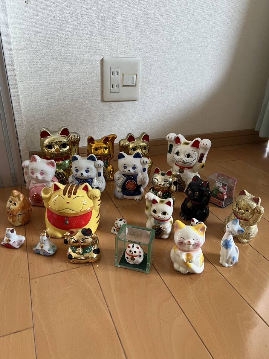招き猫 22体セット 陶器 置物 縁起物 陶器製 開運 貯金箱 猫 商売繁盛