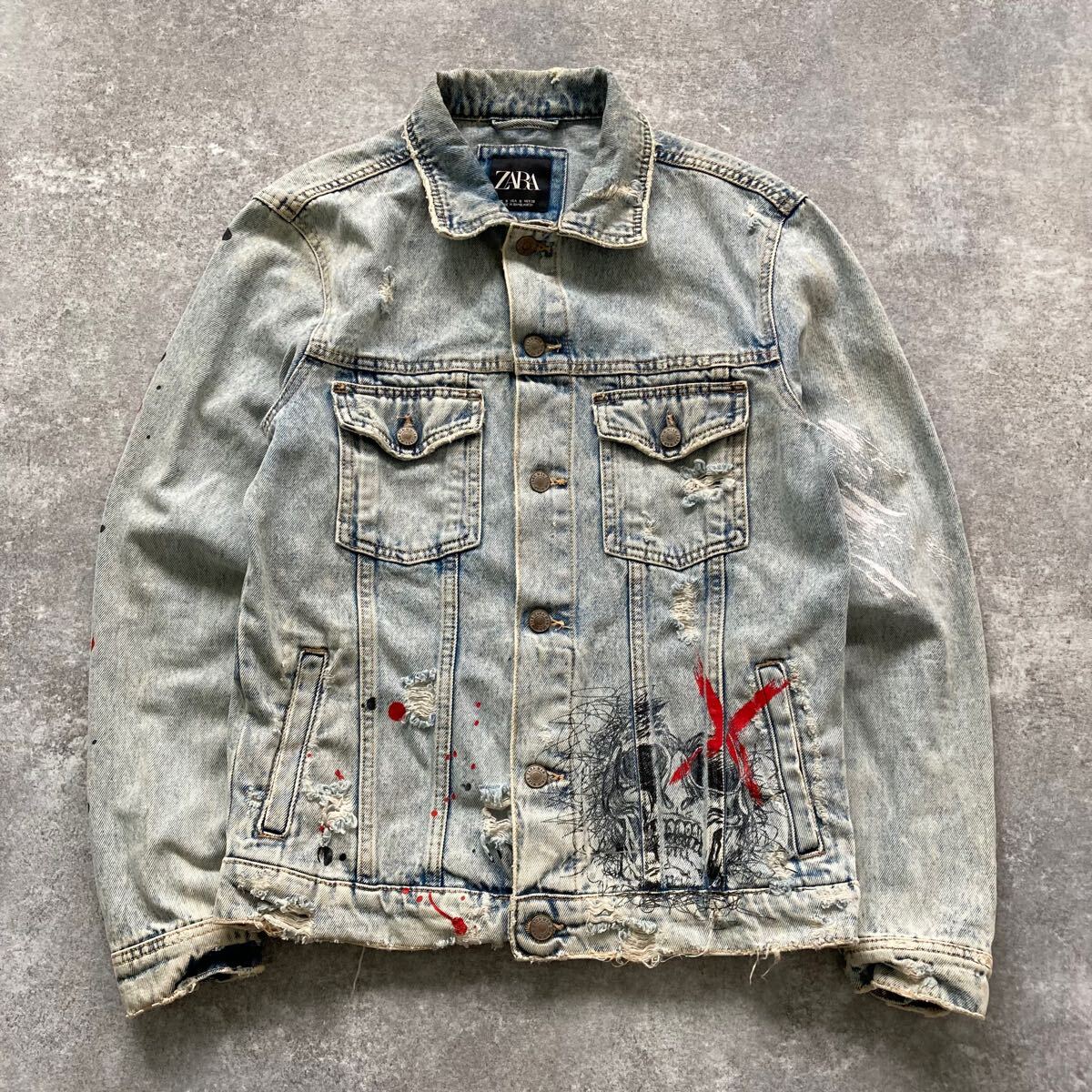 ZARA】ザラ デニムジャケット ジージャン ペイント加工 ダメージ ZARA】ザラ デニムジャケット ジージャン ペイント加工 ダメージ