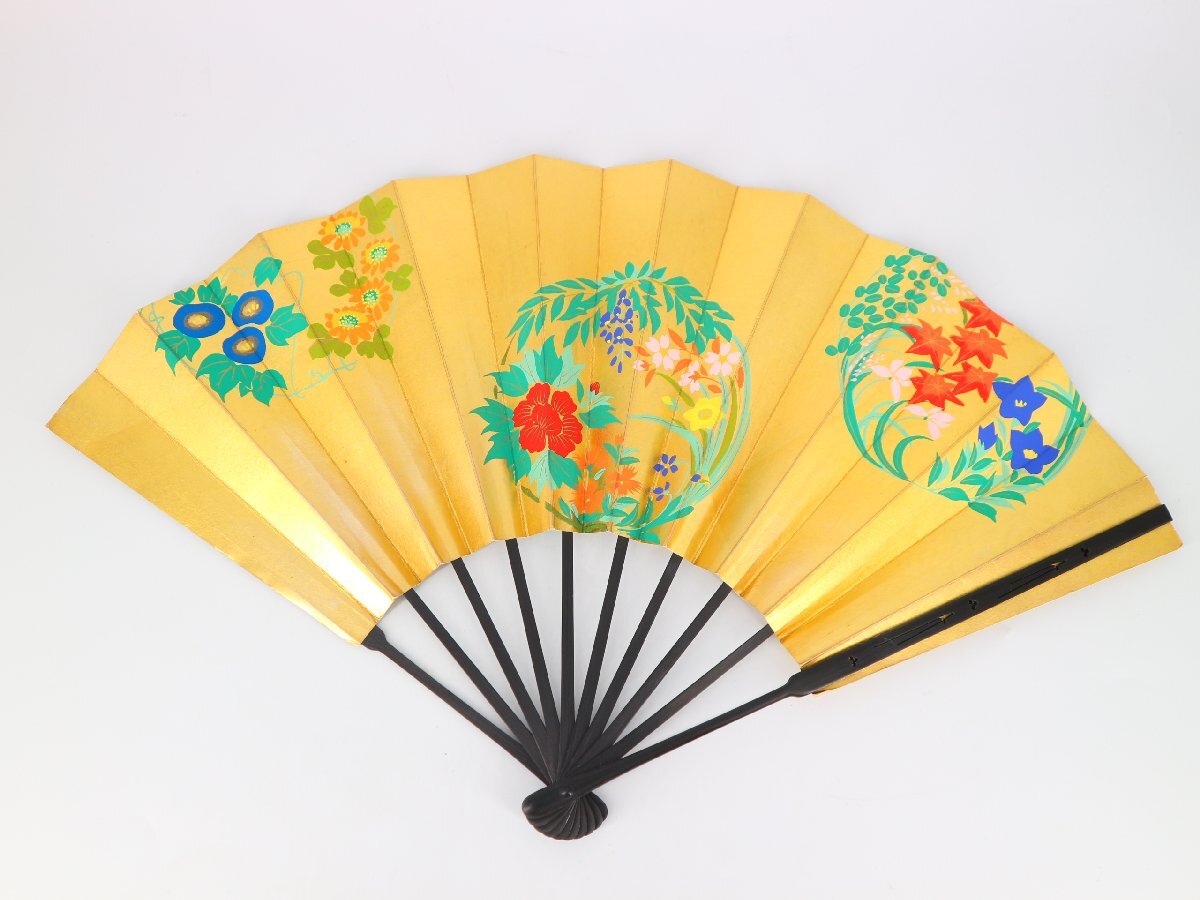  Mai . gold ground . flower 10 pine shop Fukui made tree box talent . talent comfort bunraku public entertainment Shimai fan Japan dancing decoration .