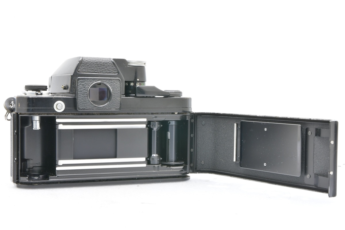 動作品Nikon F2 フォトミック 28mm F3.5