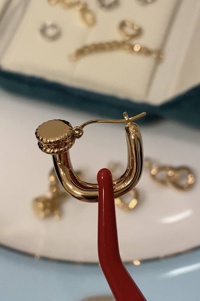 18K ピアス フープピアス リングピアス イタリアンジュエリー 釘 18K ピアス フープピアス リングピアス イタリアンジュエリー 釘