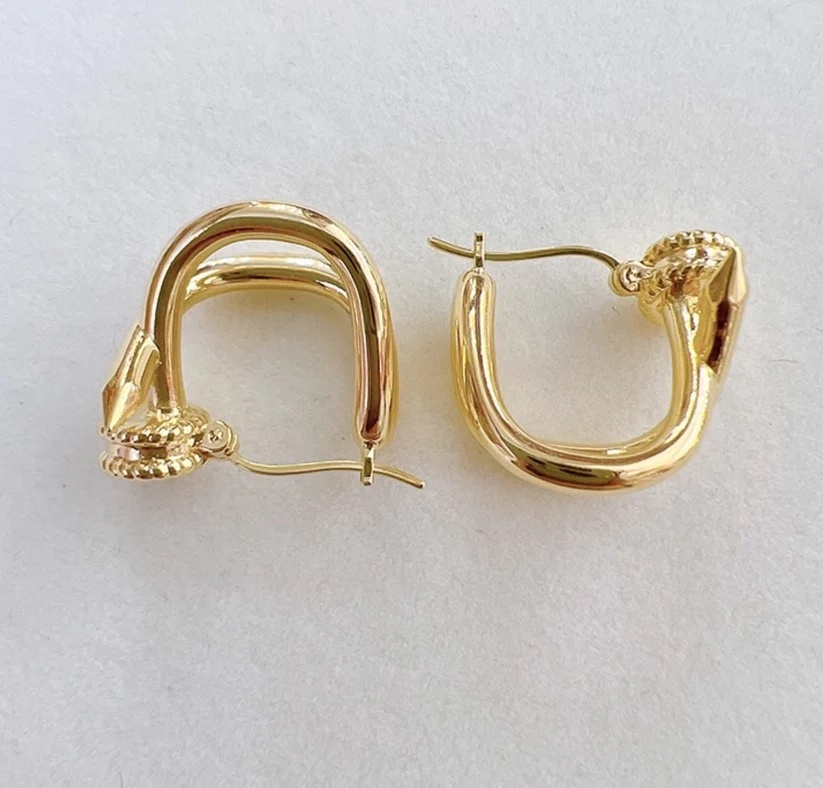 18K ピアス フープピアス リングピアス イタリアンジュエリー 釘 18K ピアス フープピアス リングピアス イタリアンジュエリー 釘