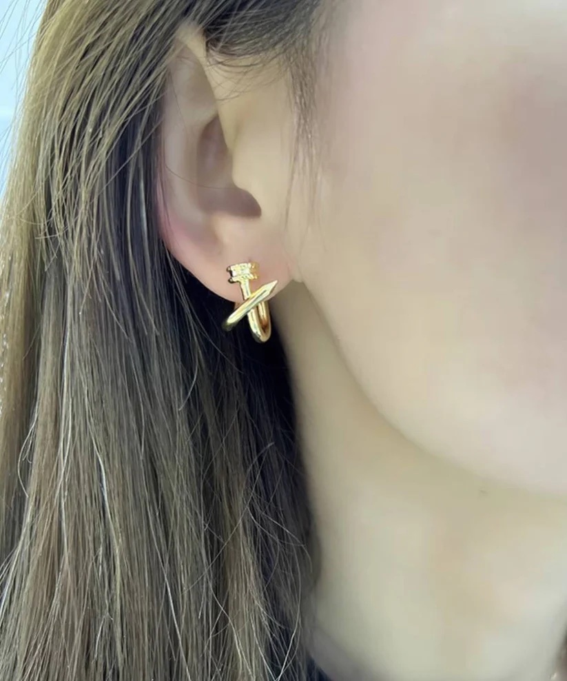 18K ピアス フープピアス リングピアス イタリアンジュエリー 釘 18K ピアス フープピアス リングピアス イタリアンジュエリー 釘