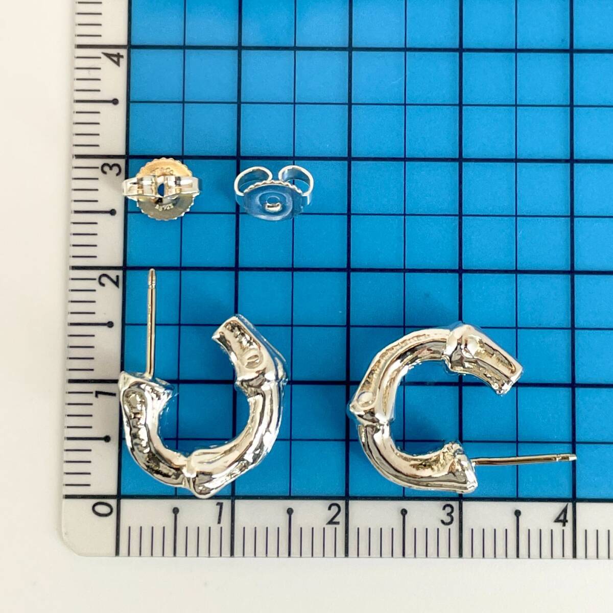 美品 ティファニー バンブー フープ ピアス スモール/24-2936S 美品 ティファニー バンブー フープ ピアス スモール/24-2936S