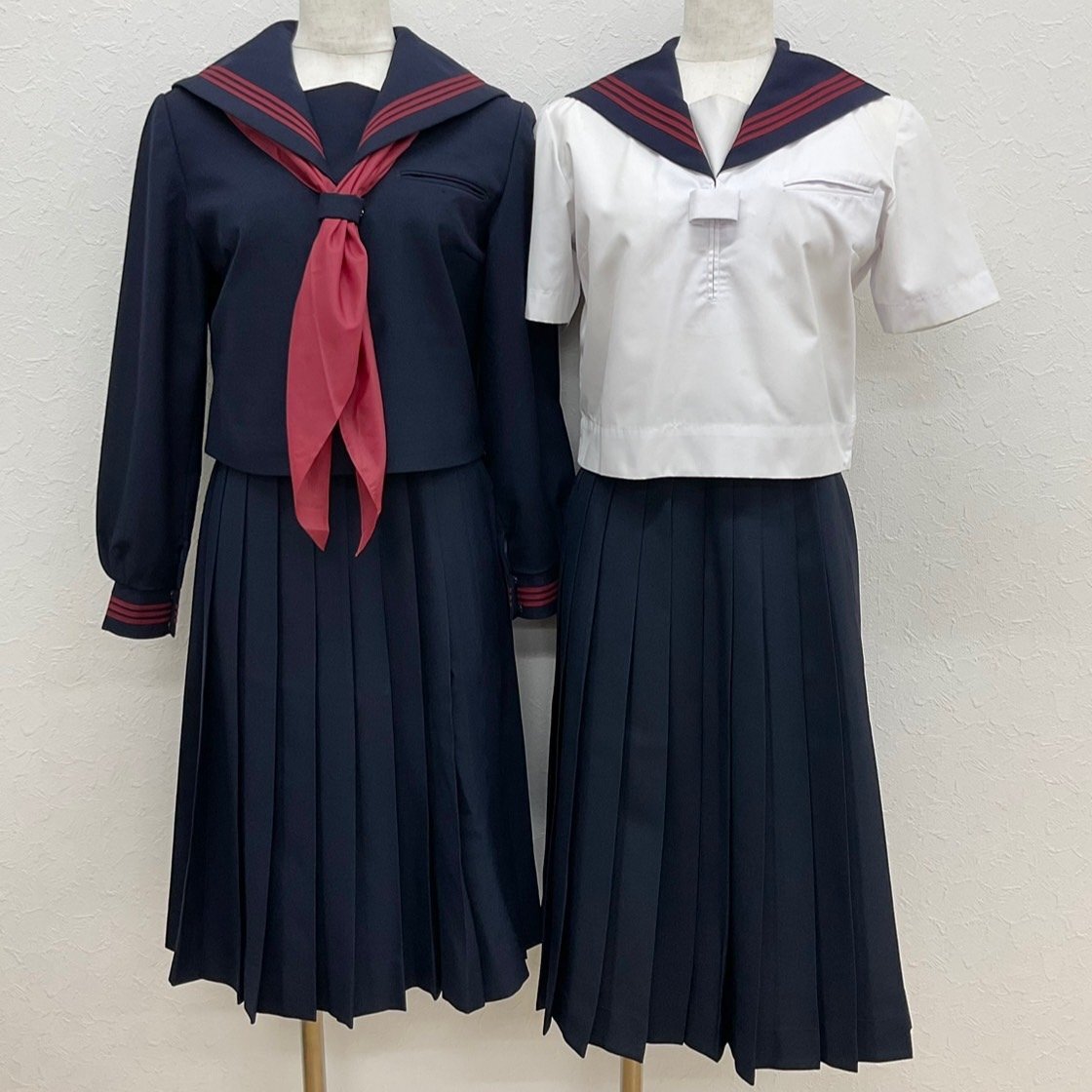 U41/T199 (中古) 栃木県 黒磯高校 女子制服2点 /旧制服/L/W66/丈 U41/T199 (中古) 栃木県 黒磯高校 女子制服2点 /旧制服/L/W66/丈