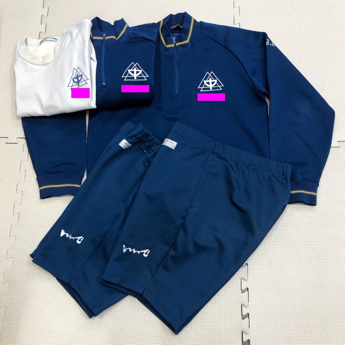 M1069/Y(中古)山形県 飯豊中学校 [体操着 5点 旧デザイン] [長袖：L] [半袖：L程度] [ハーフパンツ：L/LL] 男子生徒/ジャージ