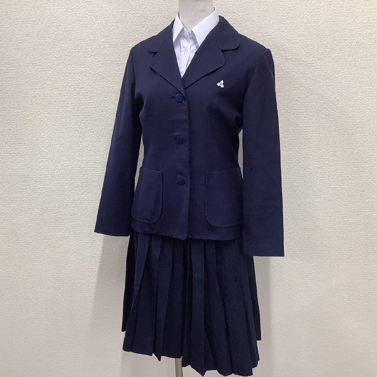 I969/Y(中古)山形県 上山高校 女子制服3点 /希少/校章/閉校/統合/小さめ/SS程度/W62~66/丈62/ブレザー/スカート/ブラウス/1993/冬/学生服