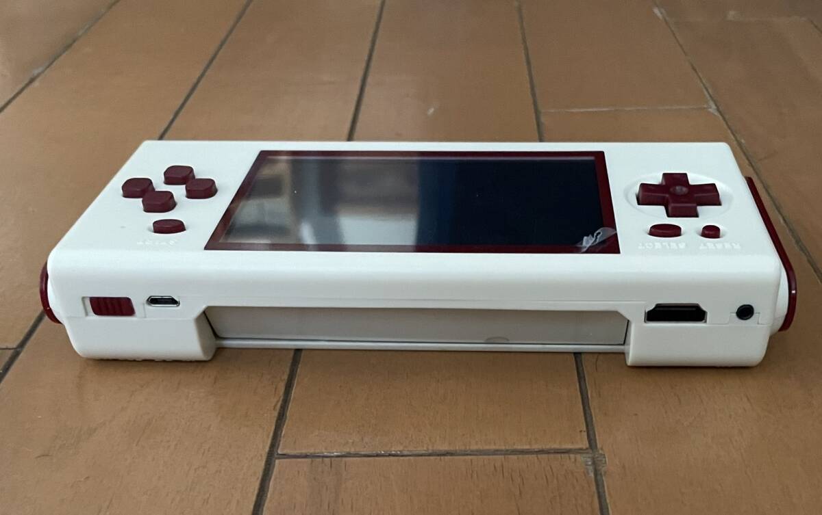 ファミコン互換機ポータブル ワイヤレスコントローラー HDMI仕様