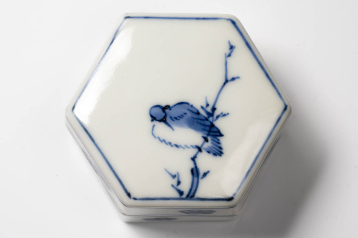十六代永楽善五郎(即全)造 染付叭々鳥(哥々鳥)香合「茶道具 十六代永楽善五郎(即全)造 染付叭々鳥(哥々鳥)香合「茶道具