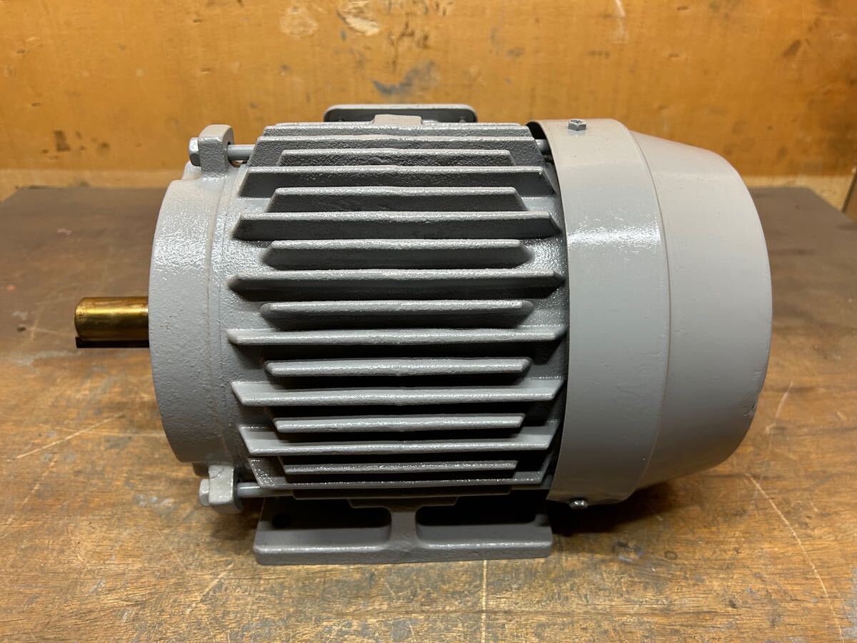 送料別 東芝屋外全閉モーター三相200v1.5kw4p シャフト24mmキー 送料別 東芝屋外全閉モーター三相200v1.5kw4p シャフト24mmキー
