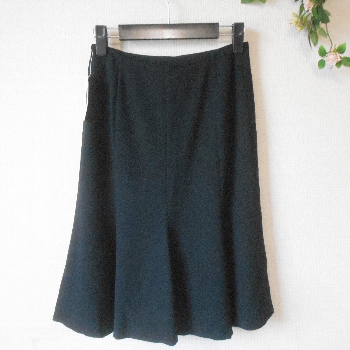 新品 タグ付き 12900円 トリニティ trinity スカート 11 レディース 久梨沙 クリス 未使用_画像5