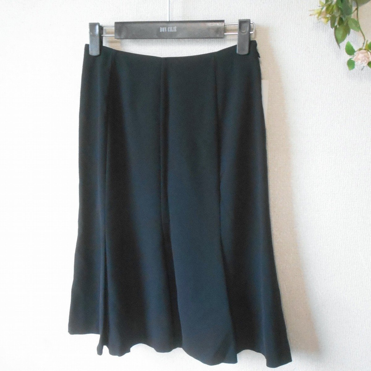 新品 タグ付き 12900円 トリニティ trinity スカート 11 レディース 久梨沙 クリス 未使用_画像4