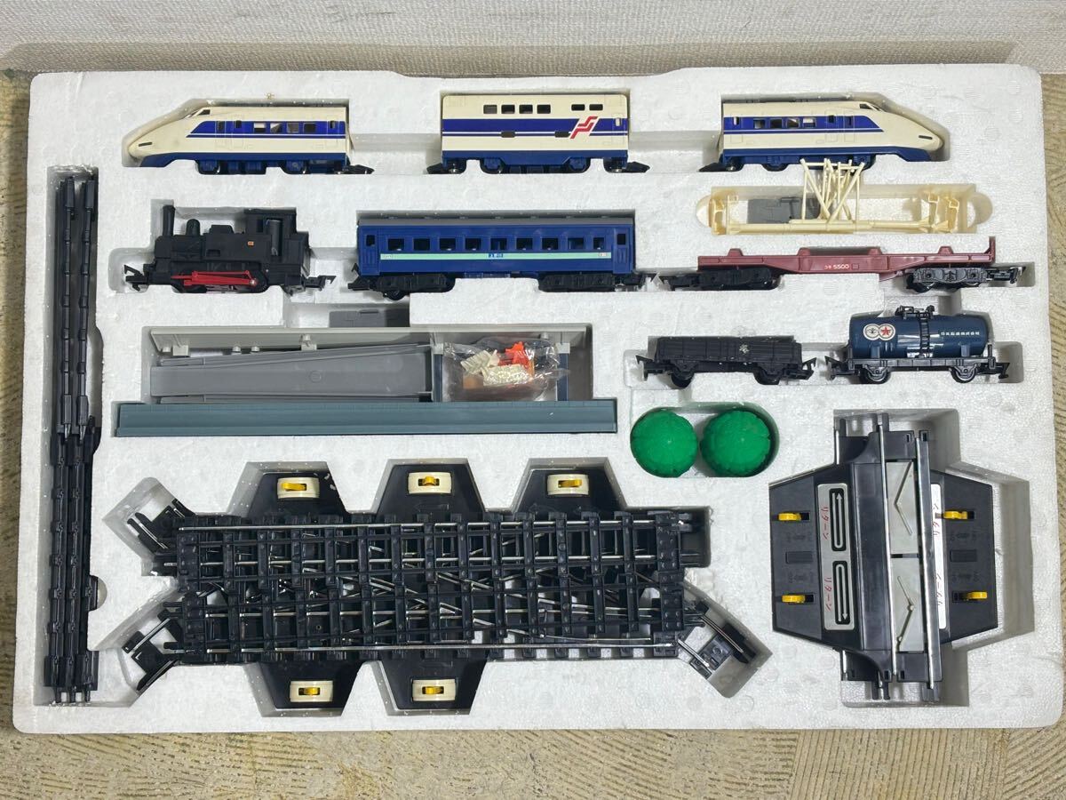 Amazon.co.jp: トミー スーパーレール 特急つばめ&直線レール2個 Amazon.co.jp: トミー スーパーレール 特急つばめ&直線レール2個