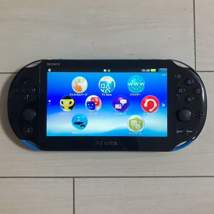 SONY PSVITA PCH-2000 1GB 本体 wifi 動作品 初期化 ソニー ピーエス ビータ ヴィータ プレイステーション プレステ PlayStation 送料無料