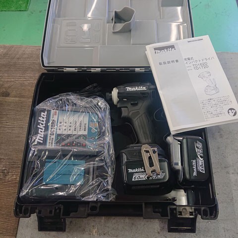 【中古現状品】MAKITA　マキタ　TD162DRGXB　14.4V　充電式インパクトドライバ　フルセット