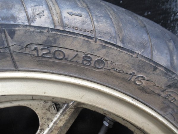 J2R6-0927 カワサキ GPZ900R Ninja フロントホイール タイヤ 【ZX900A-044*** 1989年式】