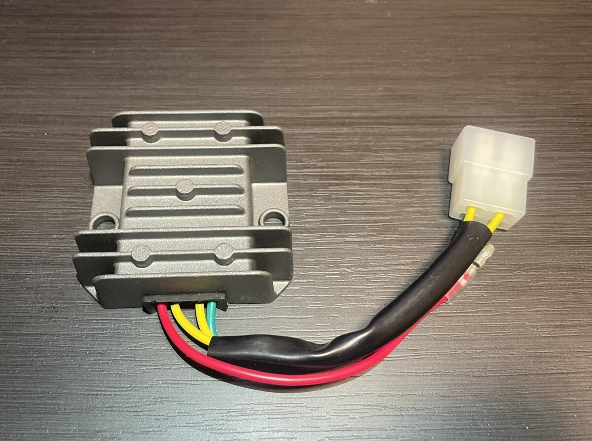 【送料無料】カワサキ Z250FT レギュレーター／レクティファイヤー 純正 中古 21066-1034 カワサキ Z250FT 高性能一体型ICレギュレーター レクチファイヤー