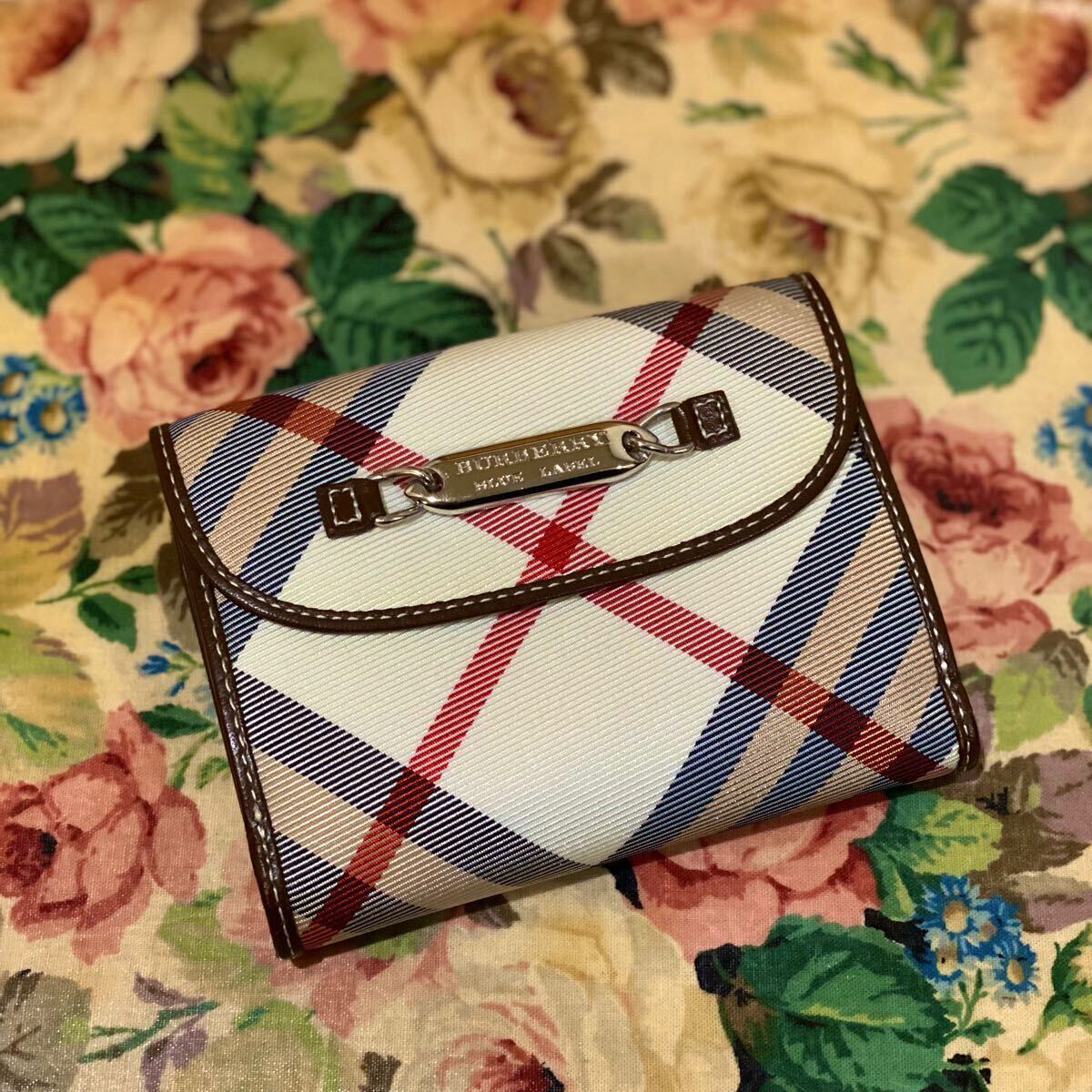 BURBERRY 三つ折り財布 キャンバス×レザー ノバチェック BURBERRY 三つ折り財布 キャンバス×レザー ノバチェック