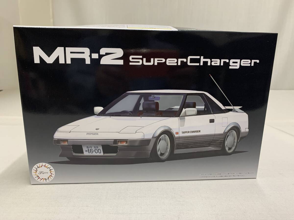 １：２４ ＭＲ-２　スーパーチャージャー（ハイソカーバージョン）サイドモール・フェンダートリムシール付属