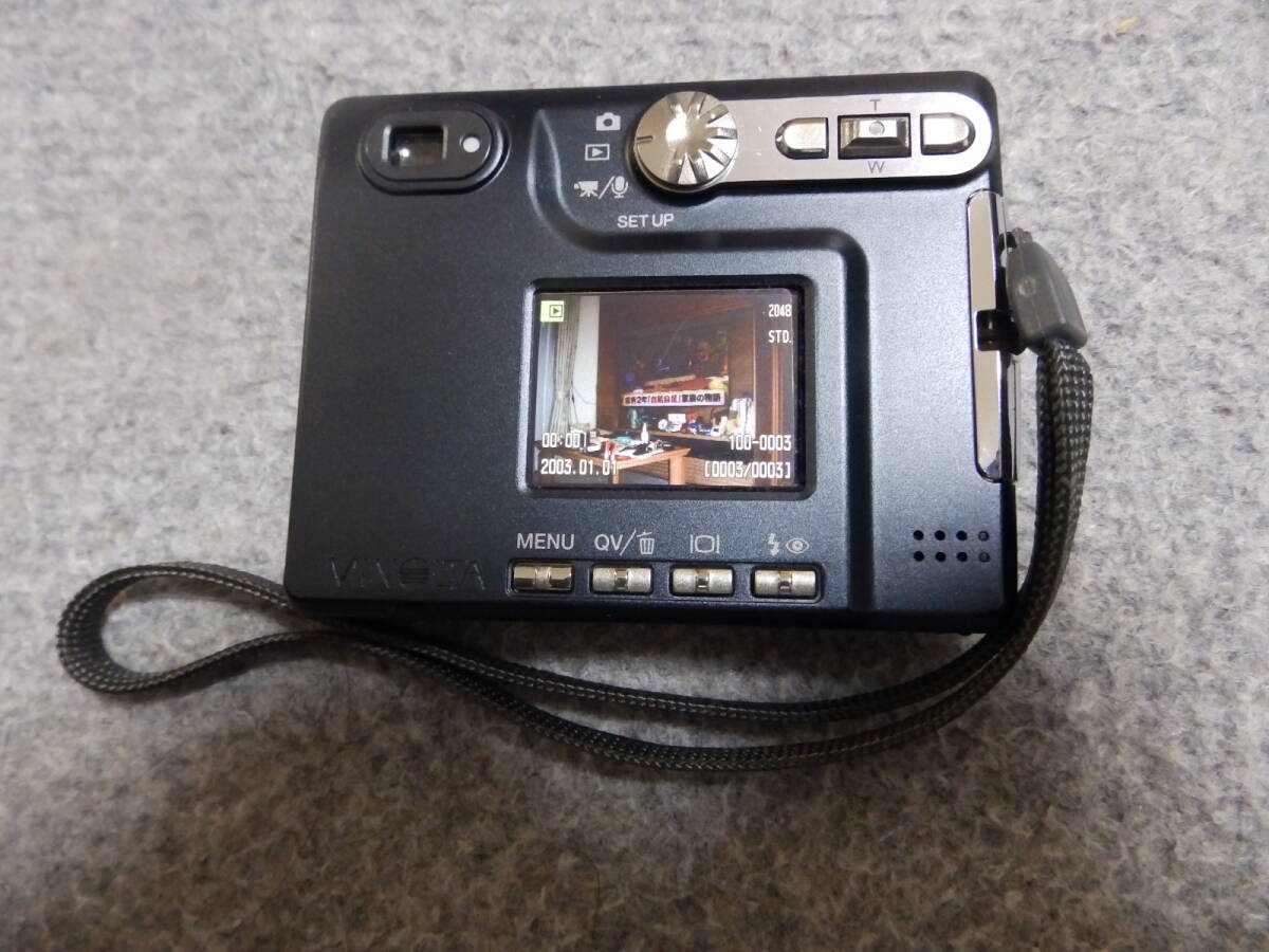 ** Minolta Minolta DiMAGE Xt battery attaching compact digital camera operation verification ending free shipping **