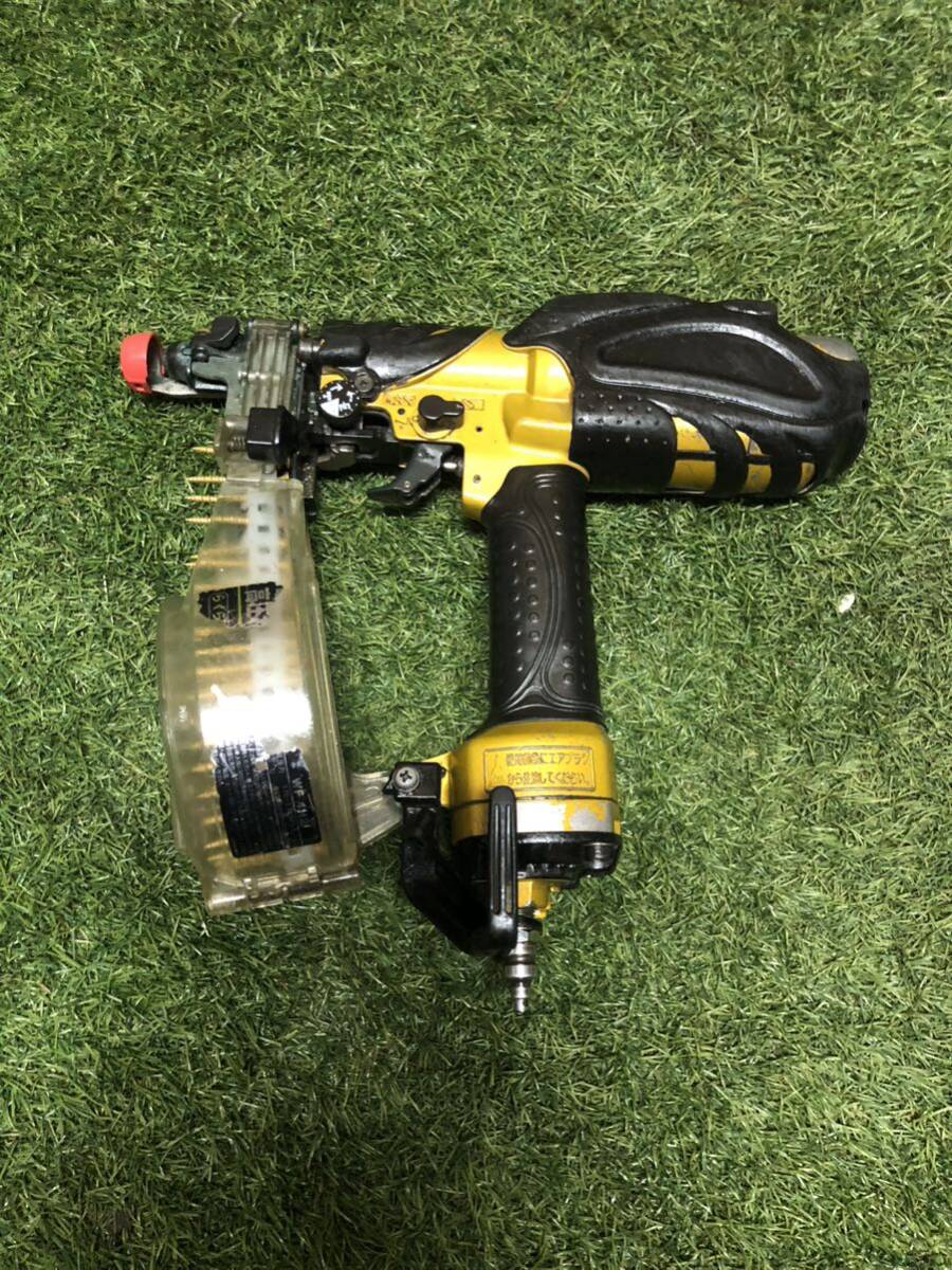日立工機 高圧ねじ打ち機 WF4H2. 送料落札者負担