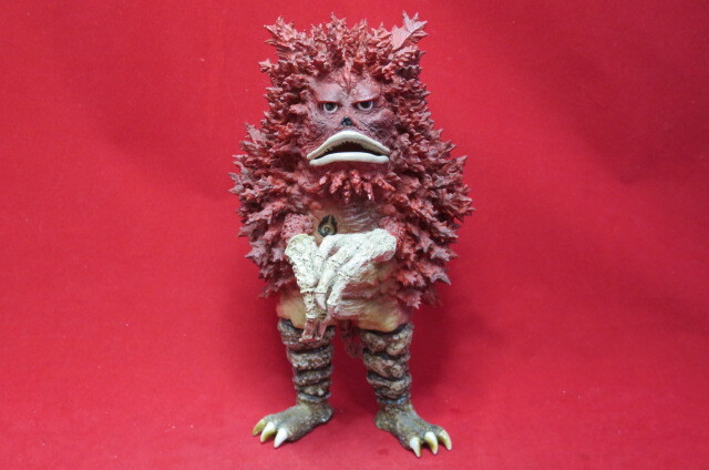 中古品】円谷コミュニケーションズ ソフビシリーズ 怪獣郷 中古品】円谷コミュニケーションズ ソフビシリーズ 怪獣郷