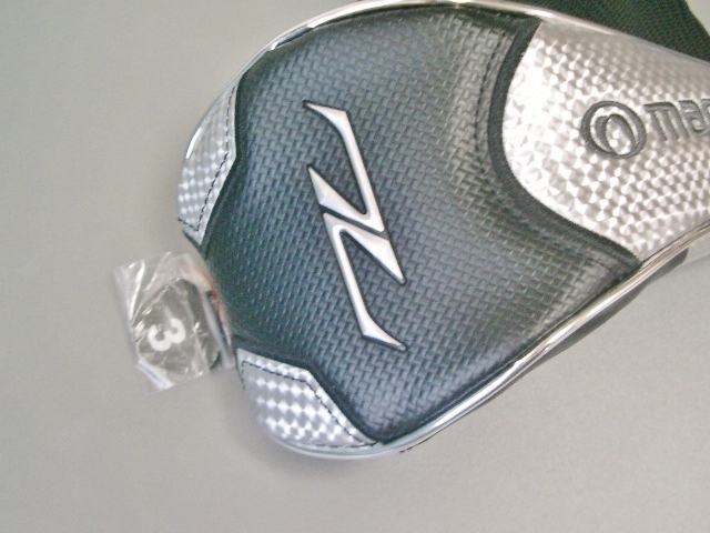 送料込み　未使用　マルマン　ＺＥＴＡ　ゼータ　合皮素材　黒シルバー　３Ｗ用　ヘッドカバー_画像2