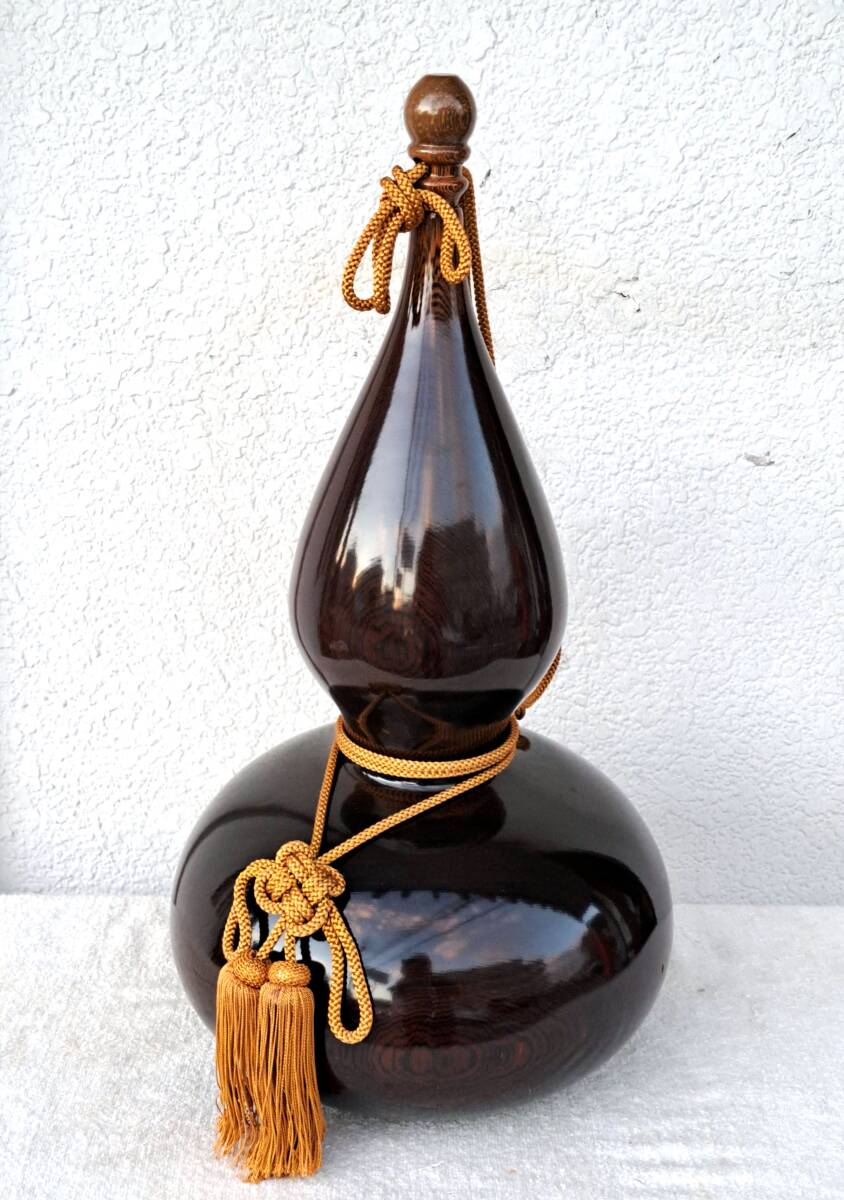 ひょうたん 正し 鉄刀木？ 黒檀？ 高さ 28cm