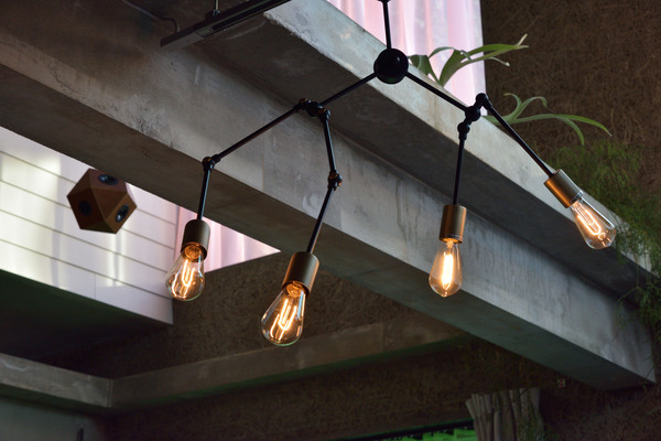 東谷 ペンダントライト ブラック W109-71×D6-104×H38-86 LHT-727BK おしゃれ 照明 レトロ アンティーク メーカー直送 送料無(wú)料