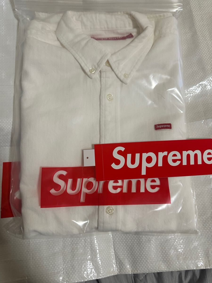 新品】M 24FW Supreme Small Box Shirt White Denim 新品】M 24FW Supreme Small Box Shirt White Denim