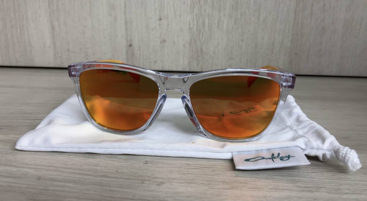 新着 OAKLEY オークリー FROGSKINS フロッグスキン 偏光サングラス セル、プラスチックフレーム