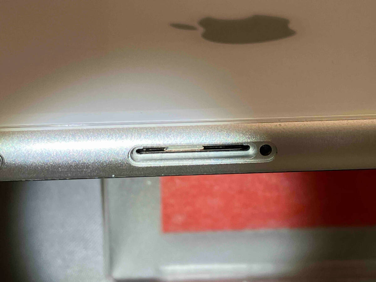 SoftBank 【SIMロックなし】MHGQ3J/A iPhone SE(第2世代) 64GB SoftBank 【SIMロックなし】MHGQ3J/A iPhone SE(第2世代) 64GB