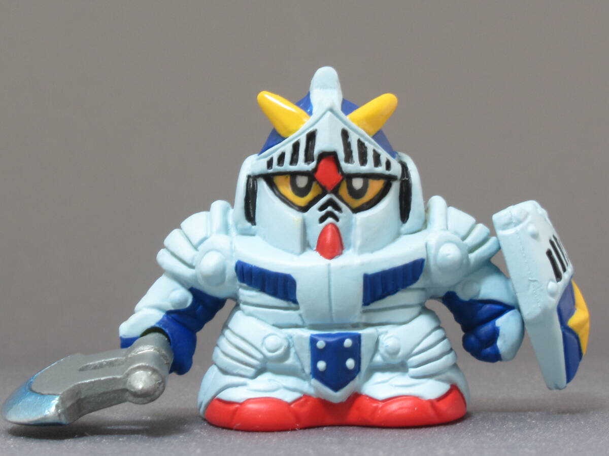 Yahoo!オークション - SDガンダム ガン消し リペイント 騎士 Yahoo!オークション - SDガンダム ガン消し リペイント 騎士