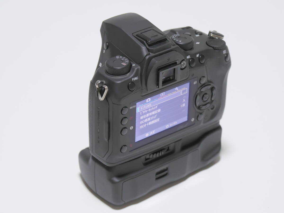 シグマ SIGMA SD1 Merrill パワーグリップ PG-31 + 17-50mm F2 8 シグマ SIGMA SD1 Merrill パワーグリップ PG-31 + 17-50mm F2 8