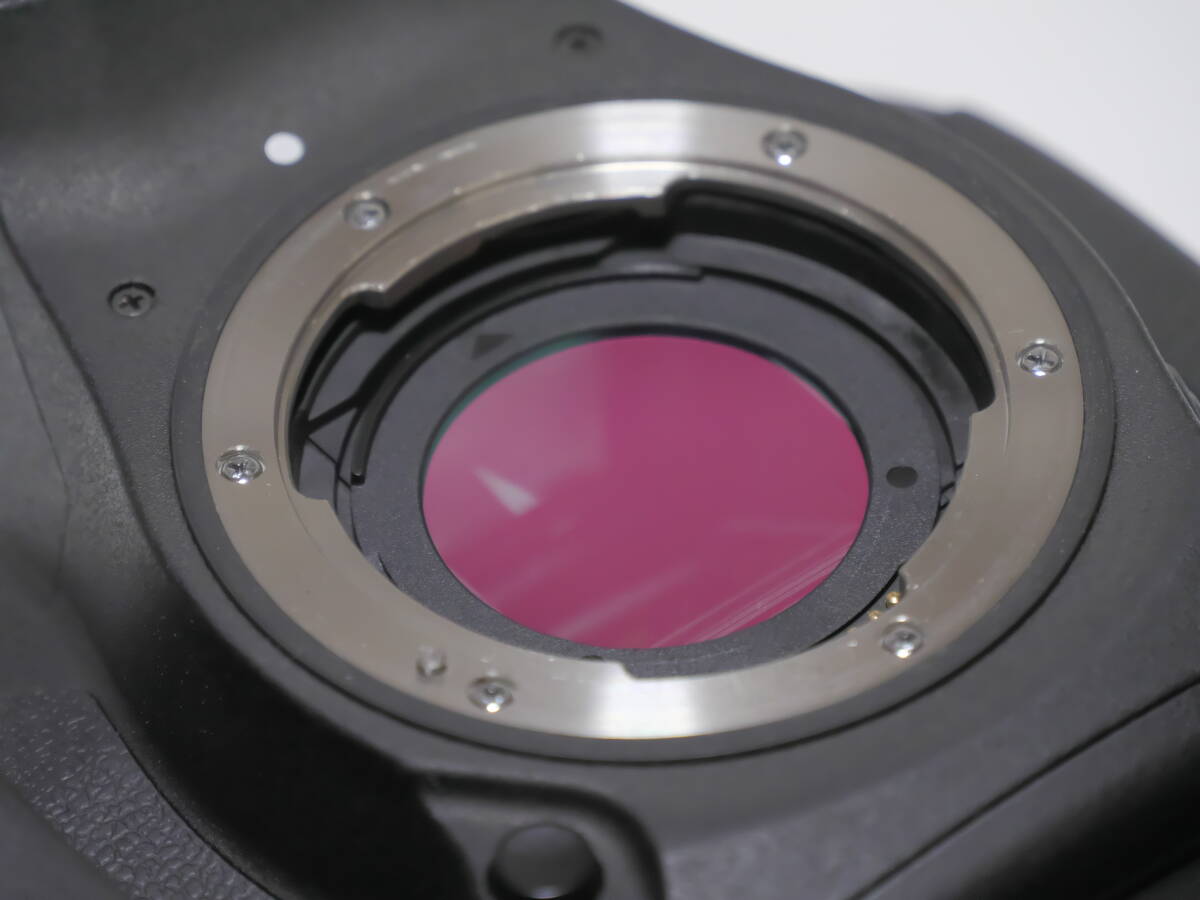 シグマ SIGMA SD1 Merrill パワーグリップ PG-31 + 17-50mm F2 8 シグマ SIGMA SD1 Merrill パワーグリップ PG-31 + 17-50mm F2 8