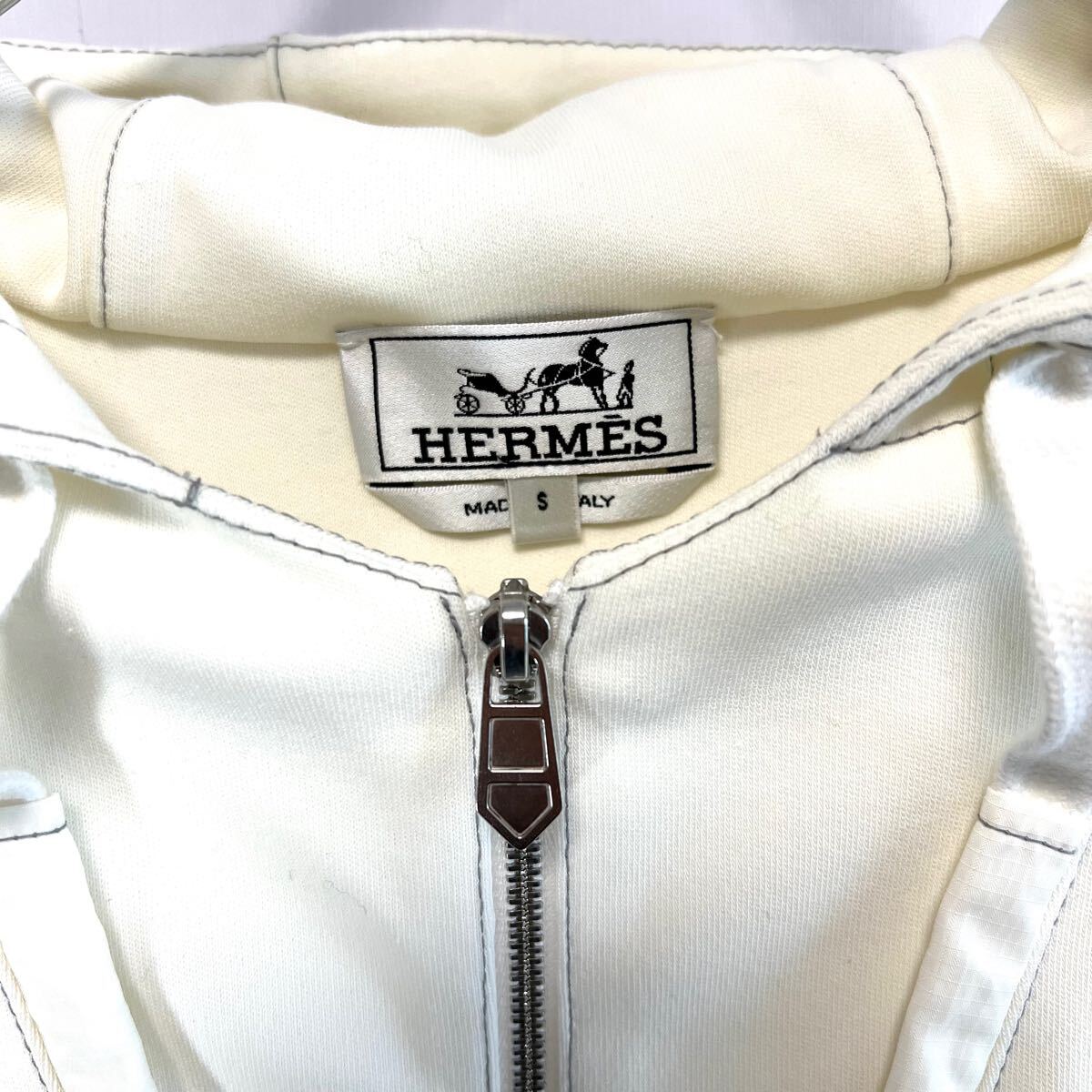HERMES エルメス 22SS ジップアップパーカー ヴォワルH ナイロン HERMES エルメス 22SS ジップアップパーカー ヴォワルH ナイロン