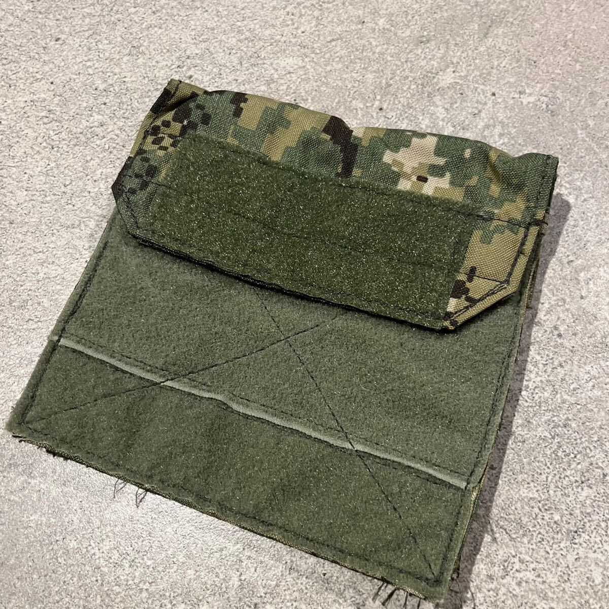 実物 イーグル 米軍 放出品 アドミンポーチ AOR2 SEAL サバゲー 実物 イーグル 米軍 放出品 アドミンポーチ AOR2 SEAL サバゲー