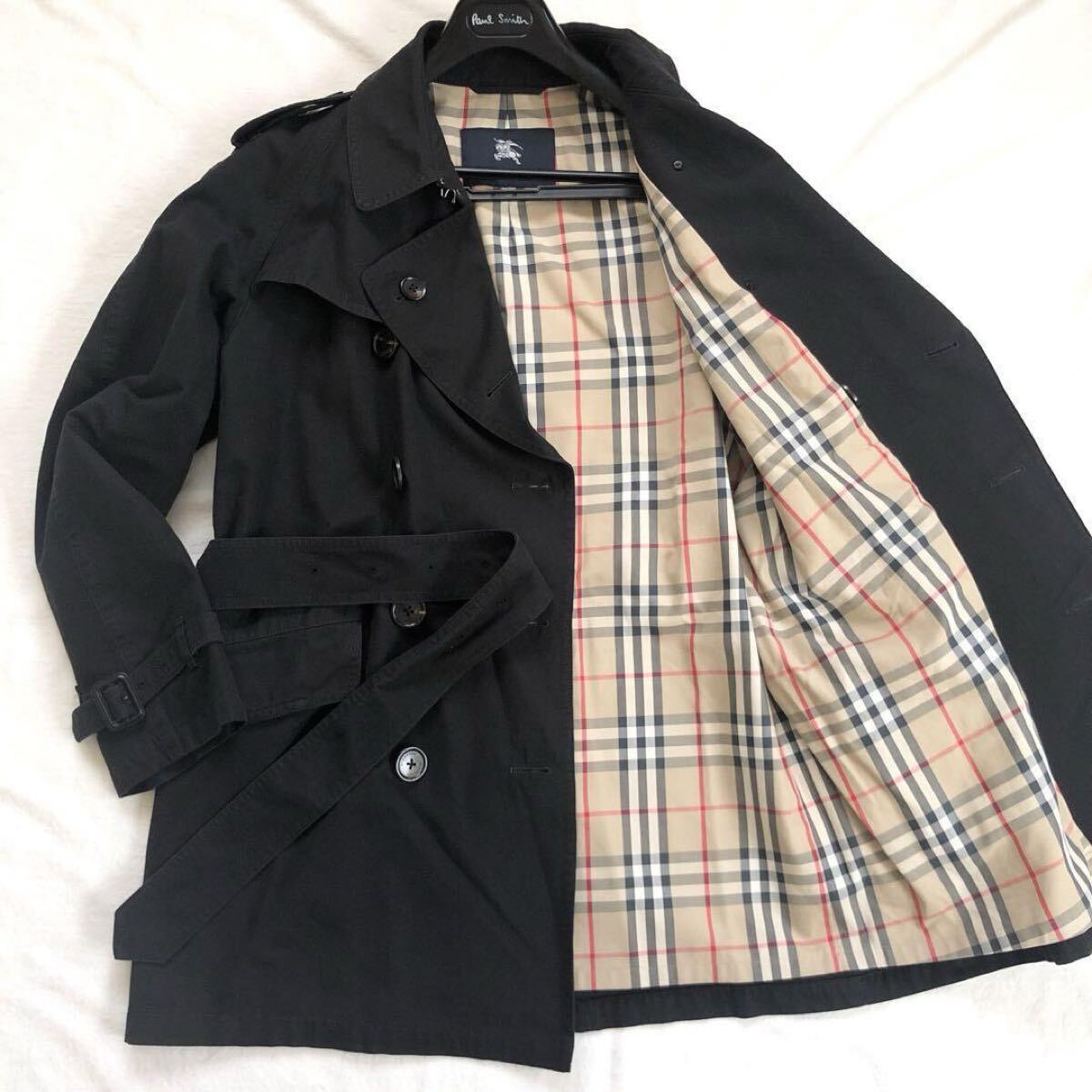 Burberry (バーバリー)トレンチコート 黒 チェック柄 44 Burberry (バーバリー)トレンチコート 黒 チェック柄 44