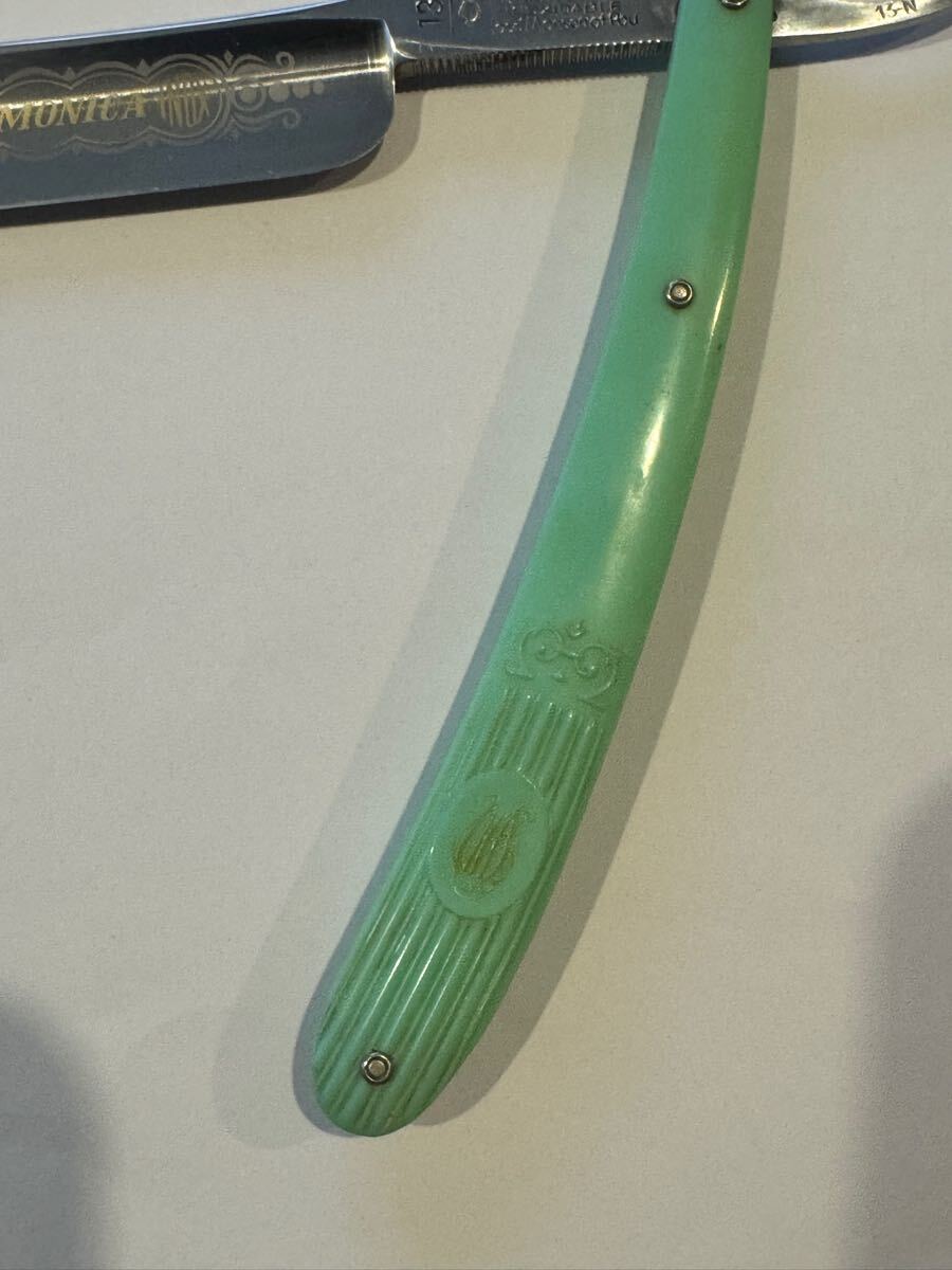 理容道具 フィラモニカ13 西洋剃刀 レザー 美品 フィラモニカ FILARMONICA 西洋剃刀 13 理容カミソリ レザー