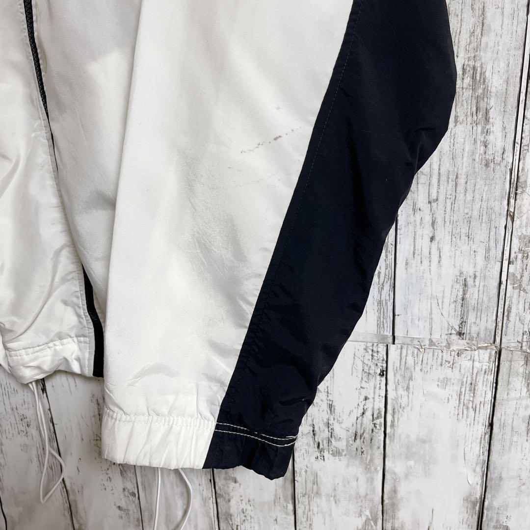 90's NIKE ナイキ 白タグ 銀タグ ナイロンジャケット L相当 白黒 90's NIKE ナイキ 白タグ 銀タグ ナイロンジャケット L相当 白黒