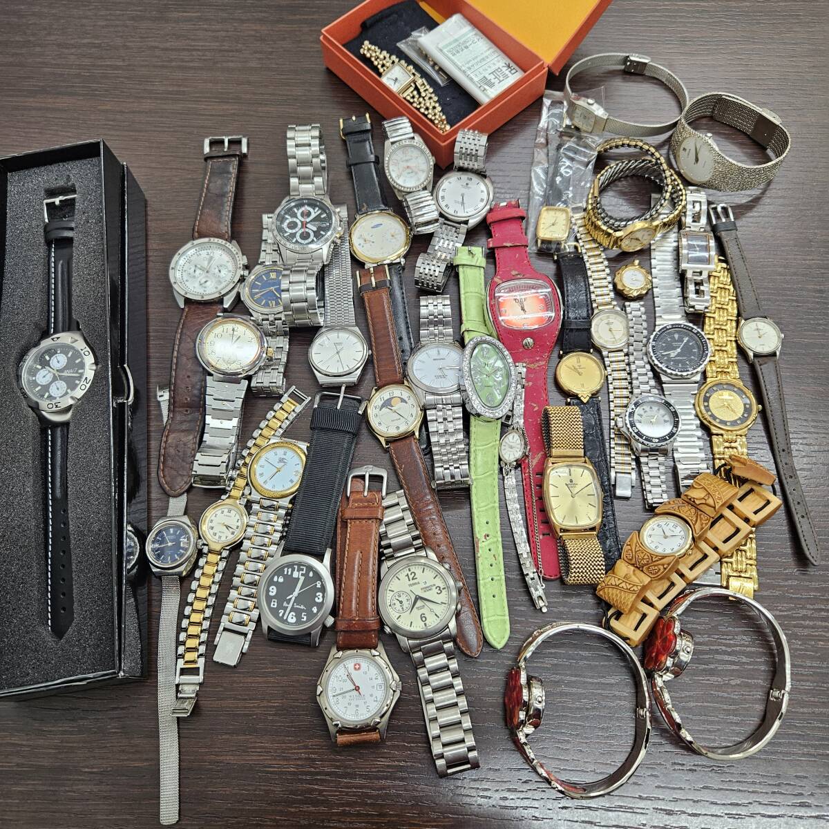 ＃7312A　腕時計大量まとめ　SEIKO　BURBERRYS　ポールスミス　スイス製？　ANA　D＆G　メンズ　レディース　ソーラー　手巻き　クオーツ