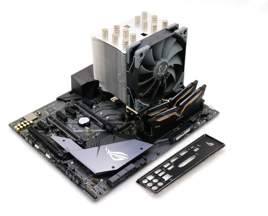 ASUS ROG STRIX Z370-F GAMINGマザーボード CPU(Core i7-8700K 3.7GHz)/CPUクーラー/メモリ(8GBx2枚)セット