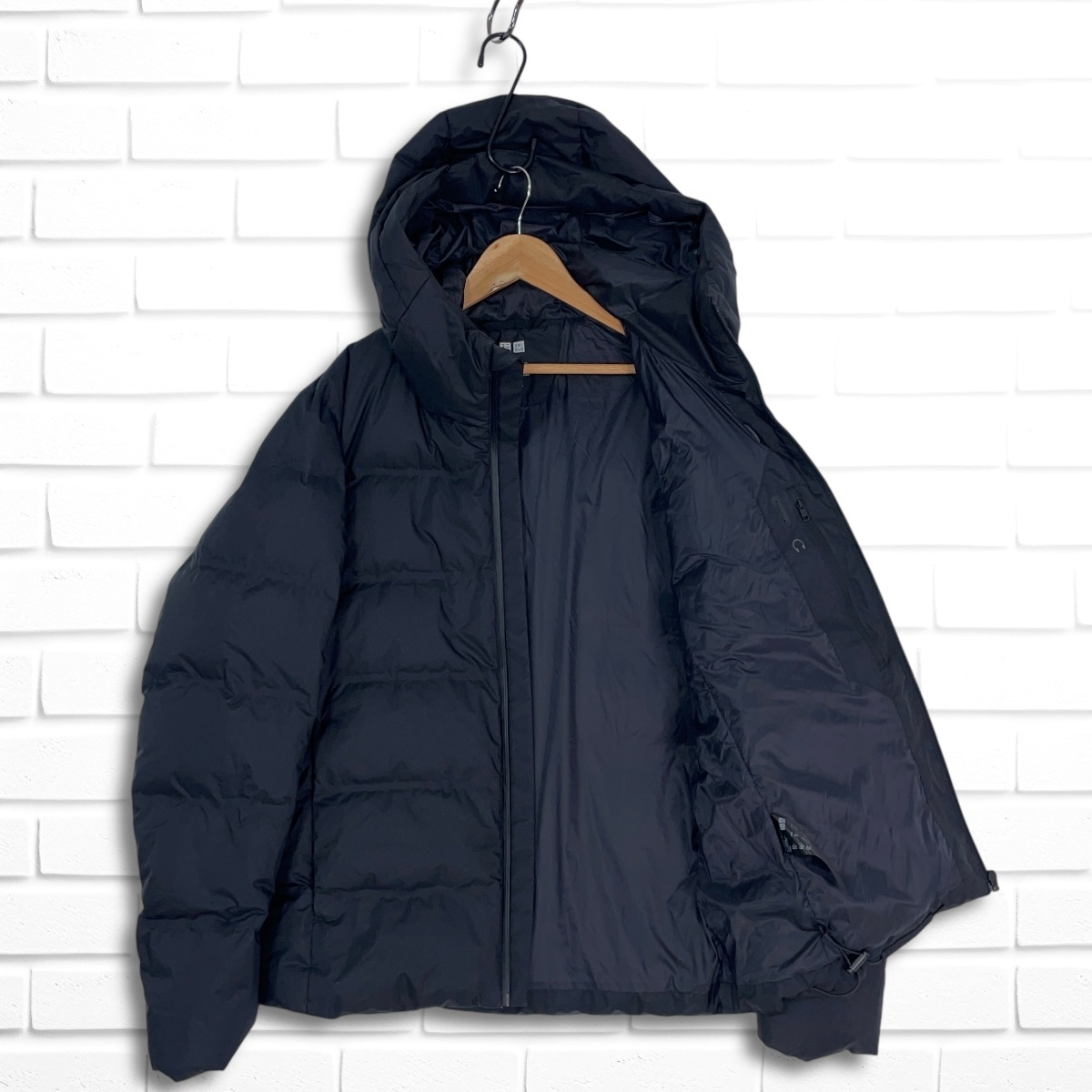 良品 送料無料 UNIQLO ユニクロ シームレス ダウン ジャケット 良品 送料無料 UNIQLO ユニクロ シームレス ダウン ジャケット