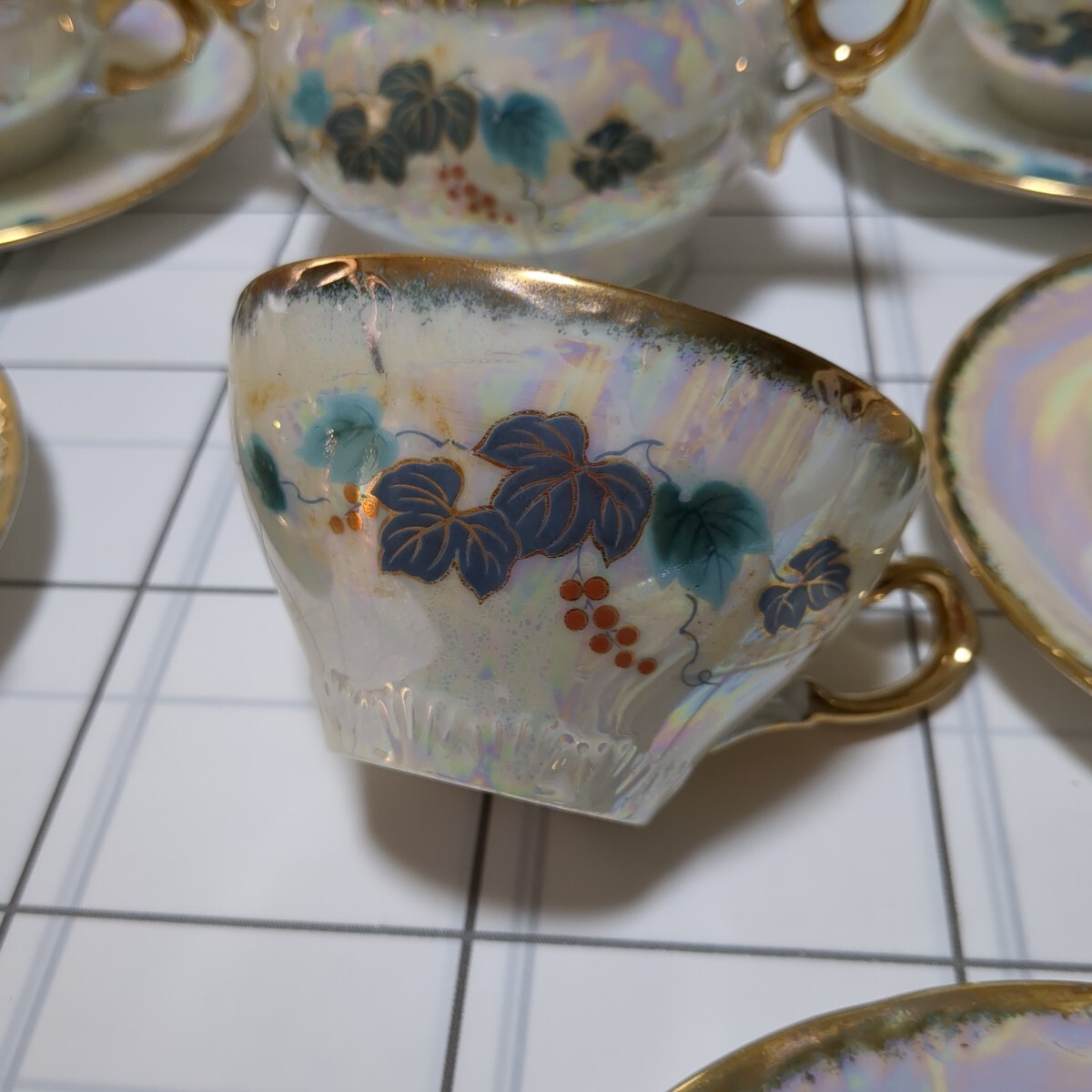 レトロ Pearl 豪華なシュガーポット&ティーカップ5客セット レトロ Pearl 豪華なシュガーポット&ティーカップ5客セット