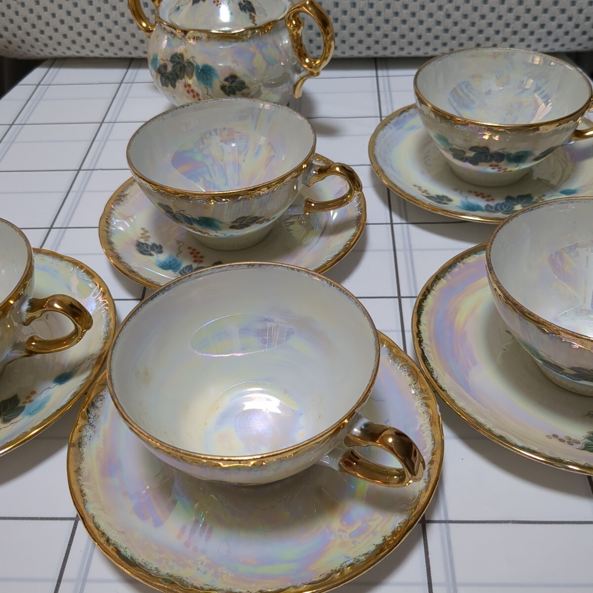 レトロ Pearl 豪華なシュガーポット&ティーカップ5客セット レトロ Pearl 豪華なシュガーポット&ティーカップ5客セット