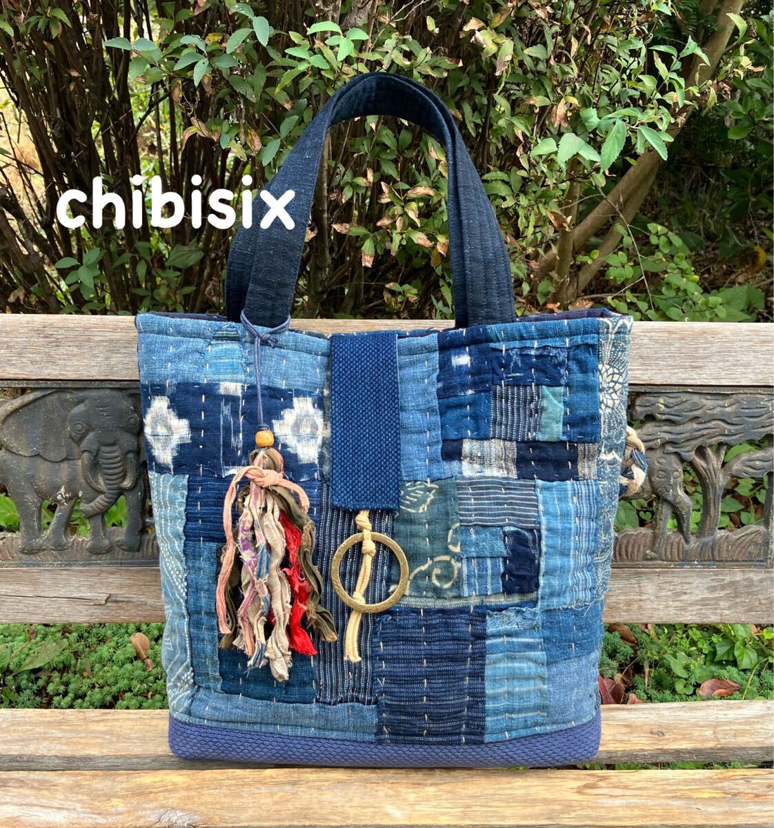 chibisix□□ハンドメイド 古布 バッグ□□絣 藍染め 刺し子 chibisix□□ハンドメイド 古布 バッグ□□絣 藍染め 刺し子